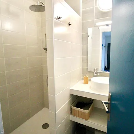 T3 Climatise, Face De Sud, Double Parking, Wifi, Linge Et Menage Inclus شقة *